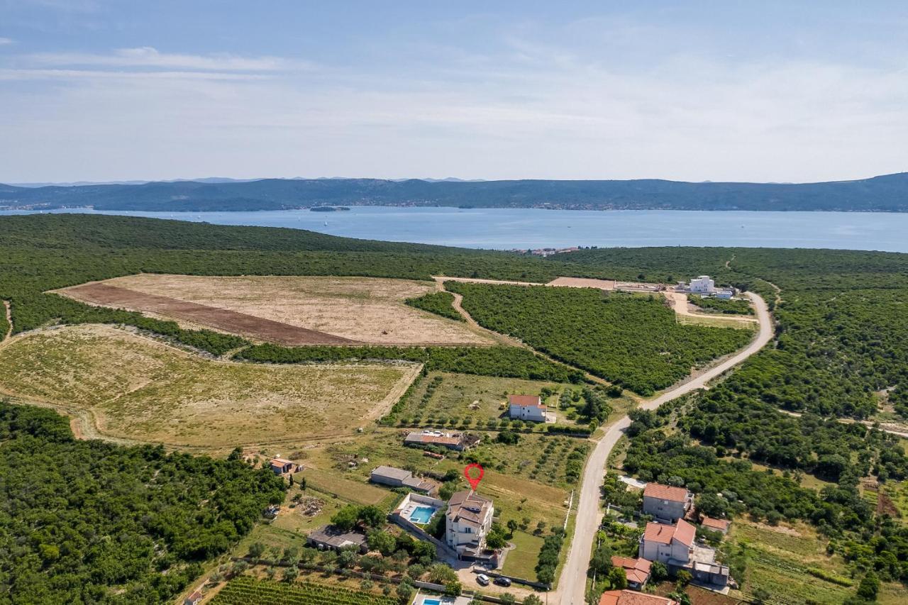 Apartment Miruna S Bazenom Donje Rastane Екстер'єр фото